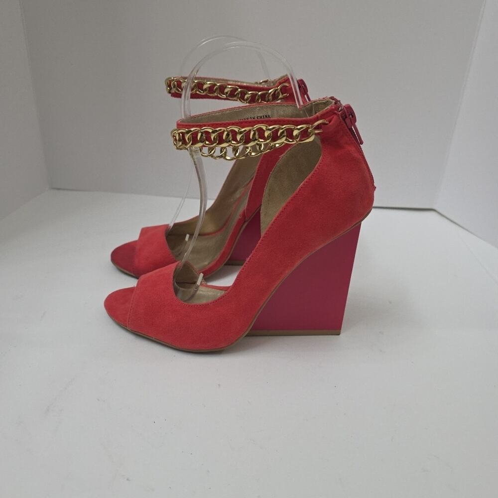 2B Bebe Women’s Coral Suede Wedge Heels Gold Chain Ankle Strap Open Toe